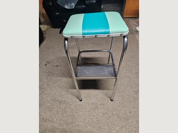Image 1 of 5