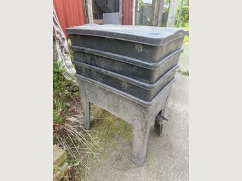 Image 1 of 3