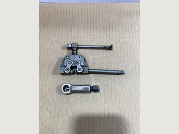 Image 1 of 3