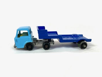 Image 1 of 5