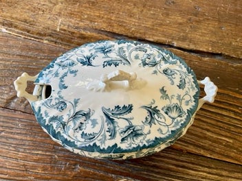 Image 1 of 4