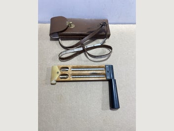 Image 1 of 7