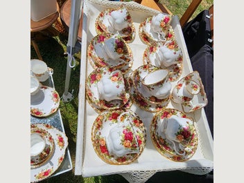 Image 1 of 2