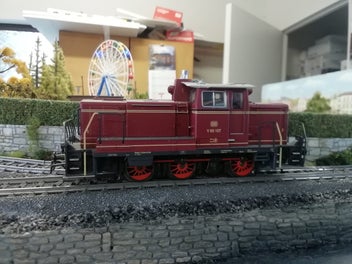 Image 1 of 6