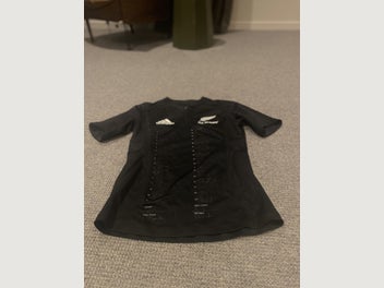 Image 1 of 5