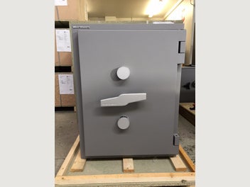 Image 1 of 5