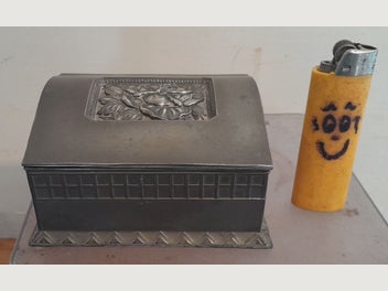 Image 1 of 6