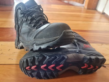 Image 1 of 7
