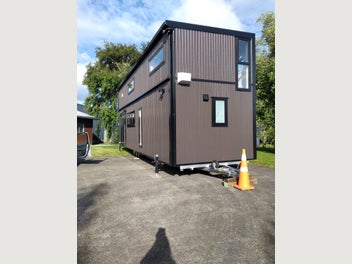 Image 1 of 20