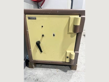 Image 1 of 3