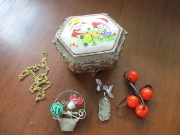 Image 1 of 4