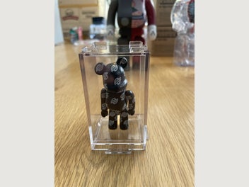 Image 1 of 2