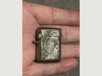 Image 1 of 7