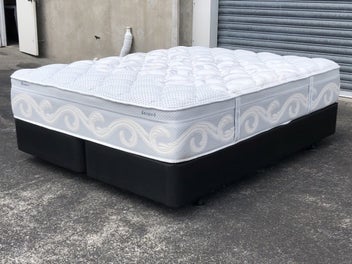 Image 1 of 20