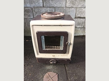 Image 1 of 4