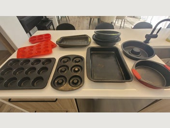 Image 1 of 6