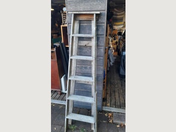 Image 1 of 7