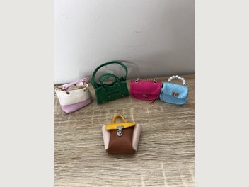 Image 1 of 7