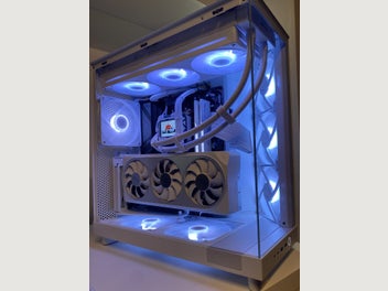 Image 1 of 7