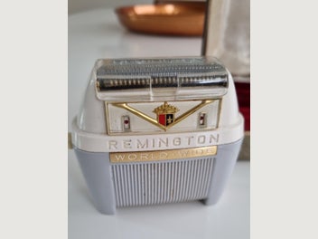 Image 1 of 6