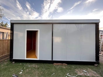 Image 1 of 6