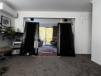 Image 1 of 6