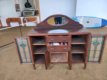 Image 1 of 6