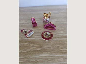 Image 1 of 5