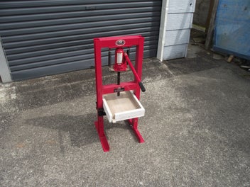 Image 1 of 6