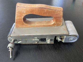 Image 1 of 7