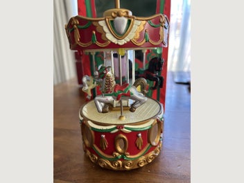 Image 1 of 4
