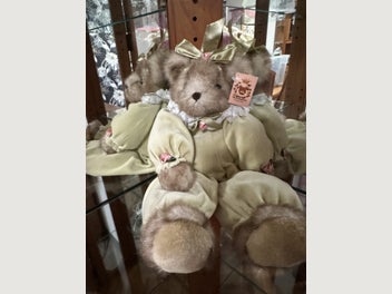 Image 1 of 4