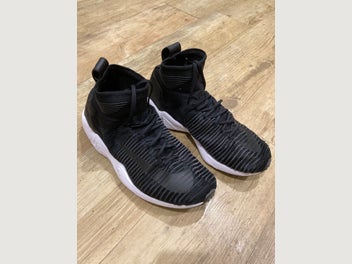 Image 1 of 8