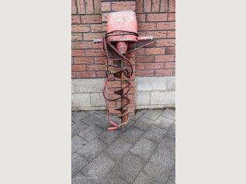 Image 1 of 1