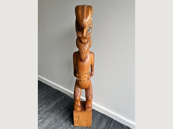 Image 1 of 7