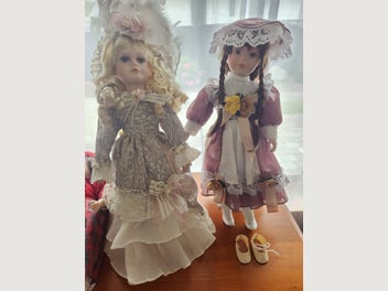 Image 1 of 3
