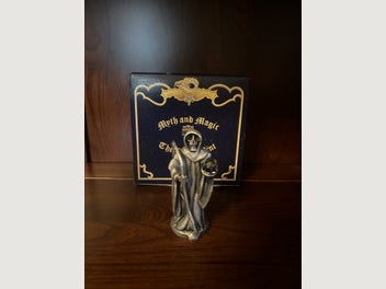 Image 1 of 8