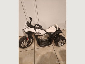 Image 1 of 7