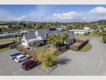 Image 1 of 20