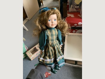 Image 1 of 8