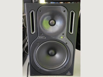 Image 1 of 6