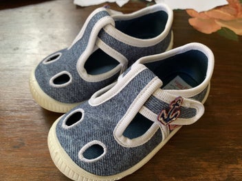 Image 1 of 5