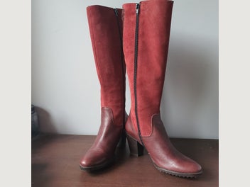 Image 1 of 3