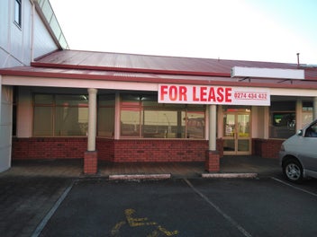Image 1 of 25