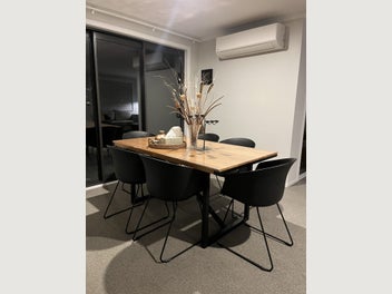 Image 1 of 5