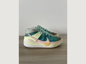 Image 1 of 4
