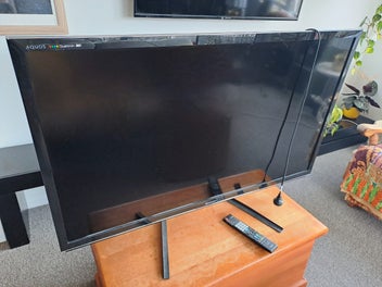Image 1 of 6