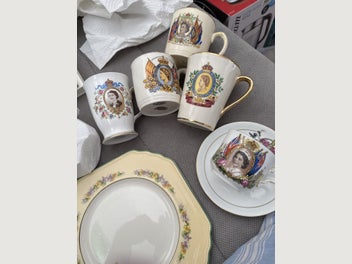 Image 1 of 3