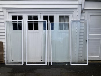 Image 1 of 7