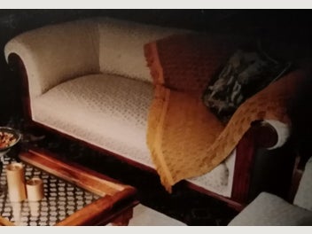 Image 1 of 7